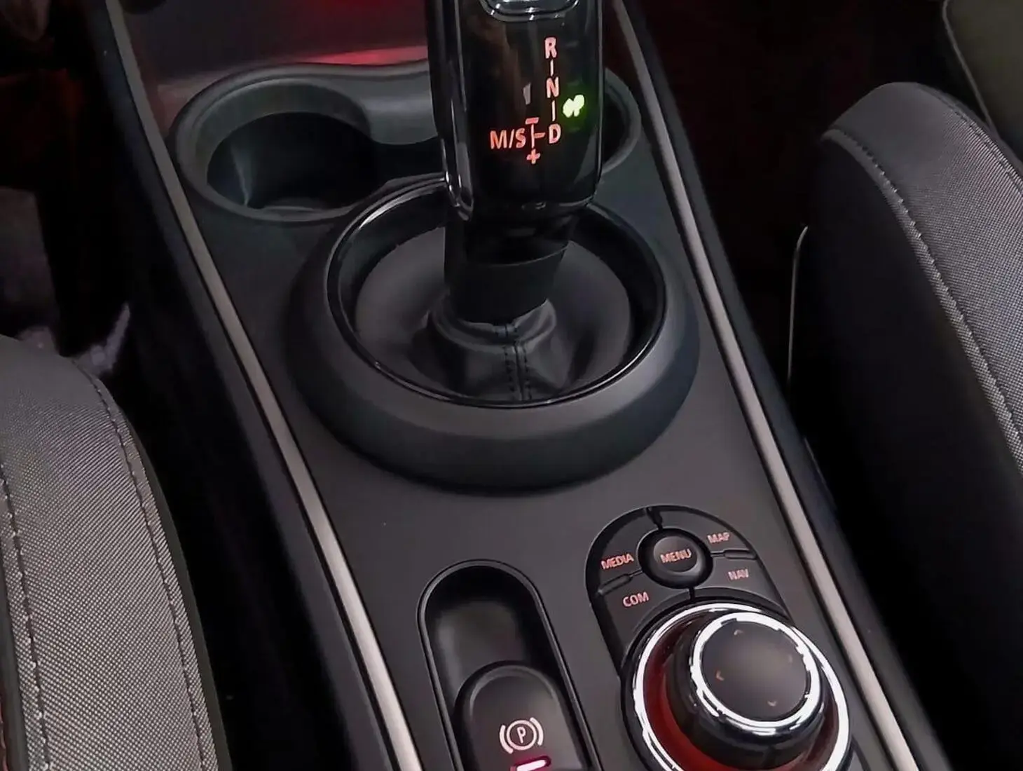 galeria Cooper Countryman