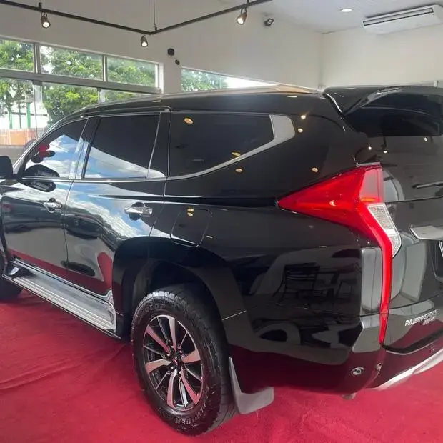 Mitsubishi PAJERO SPORT HPE 2.4 4x4 Diesel Aut. PAJERO SPORT HPE 2.4 4x4 Diesel Aut.