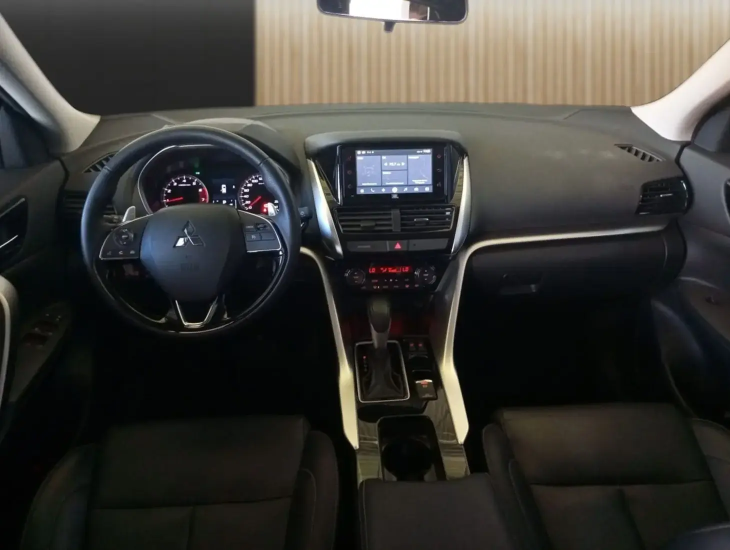 galeria Eclipse Cross HPE-S Sport 1.5 16V TB 165cv Aut.