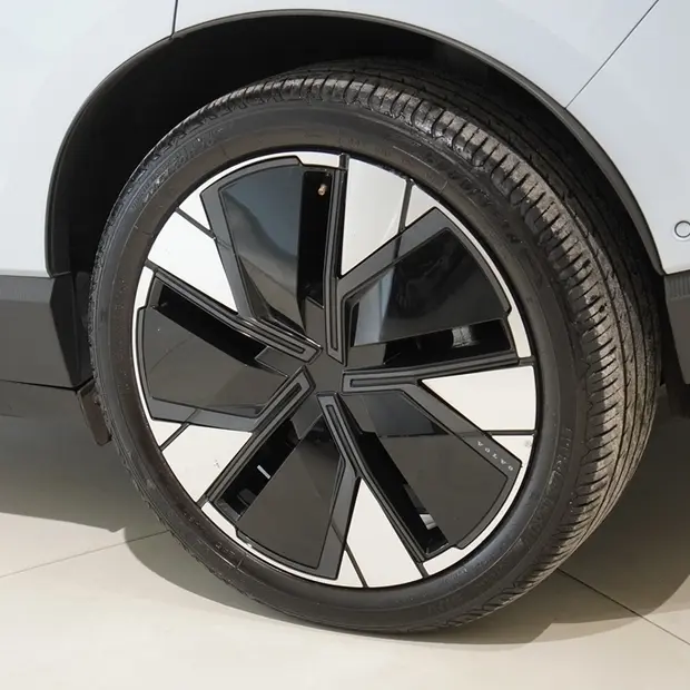 Volvo EX30 69 KW ELÉTRICO ULTRA