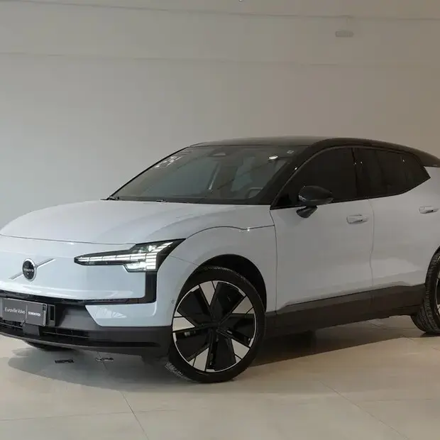 Volvo EX30 69 KW ELÉTRICO ULTRA