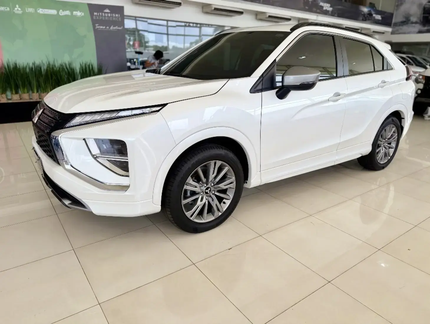 galeria ECLIPSE CROSS