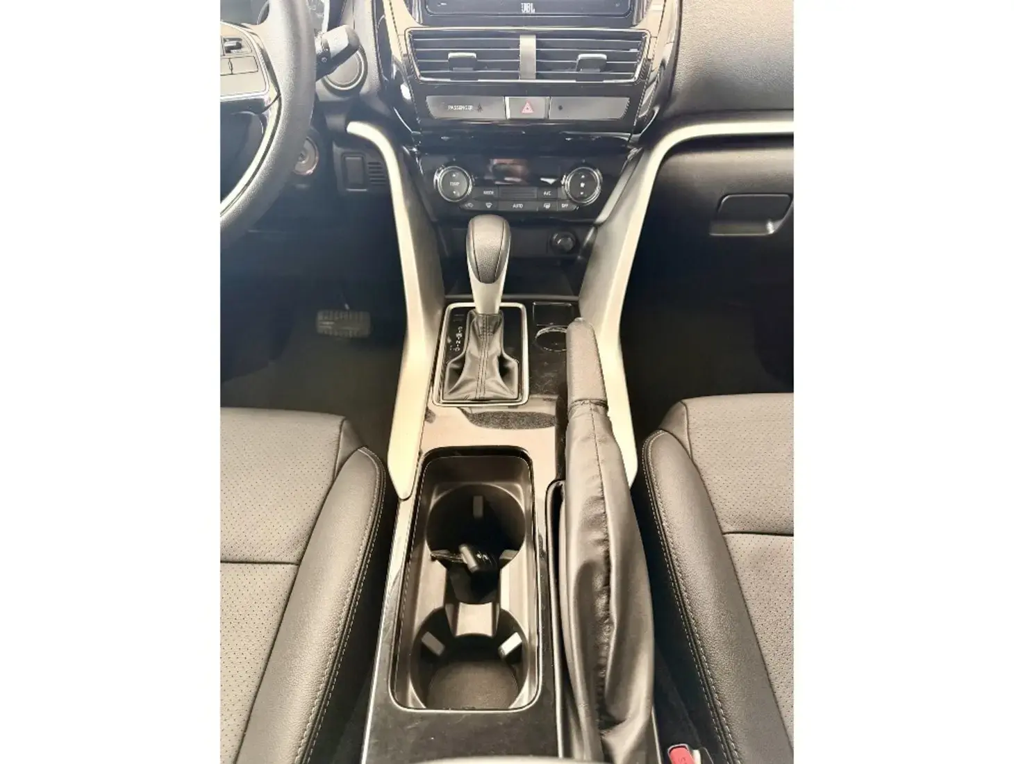 galeria ECLIPSE CROSS