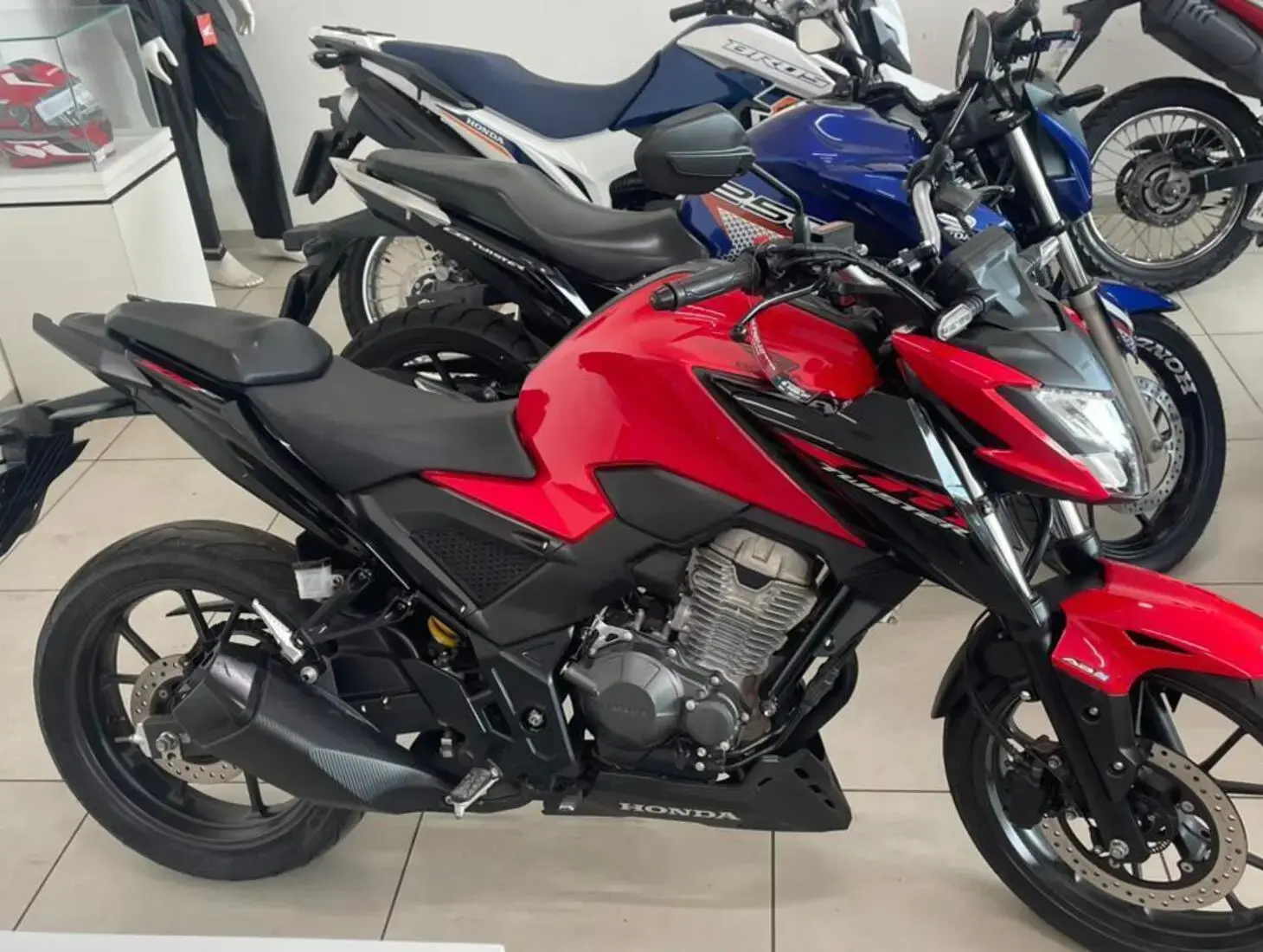 galeria CB 250F TWISTER CBS