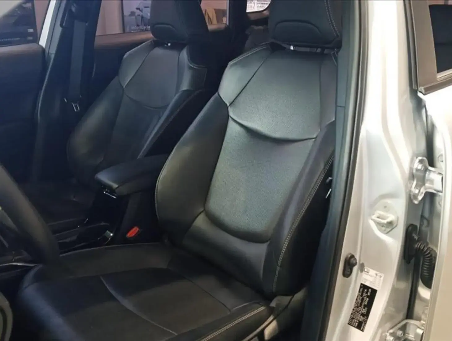 galeria COROLLA CROSS