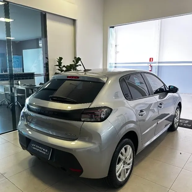 Peugeot 208 1.0 TURBO 200 FLEX ACTIVE CVT