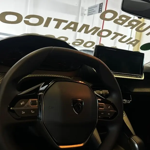 Peugeot 208 1.0 TURBO 200 FLEX ACTIVE CVT