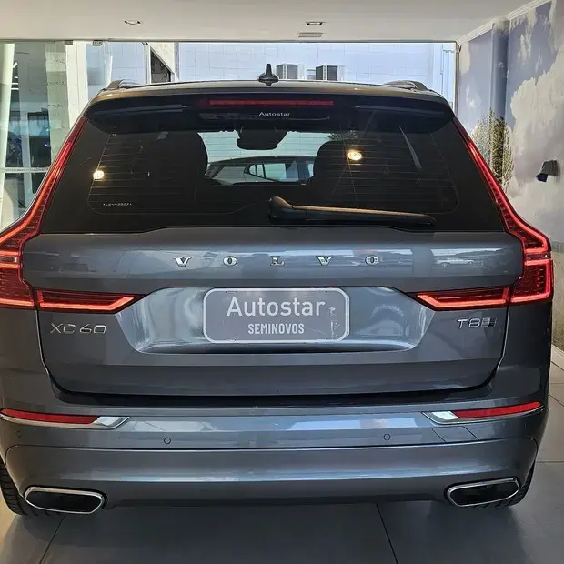 Volvo XC60 2.0 T8 Hybrid Inscription AWD