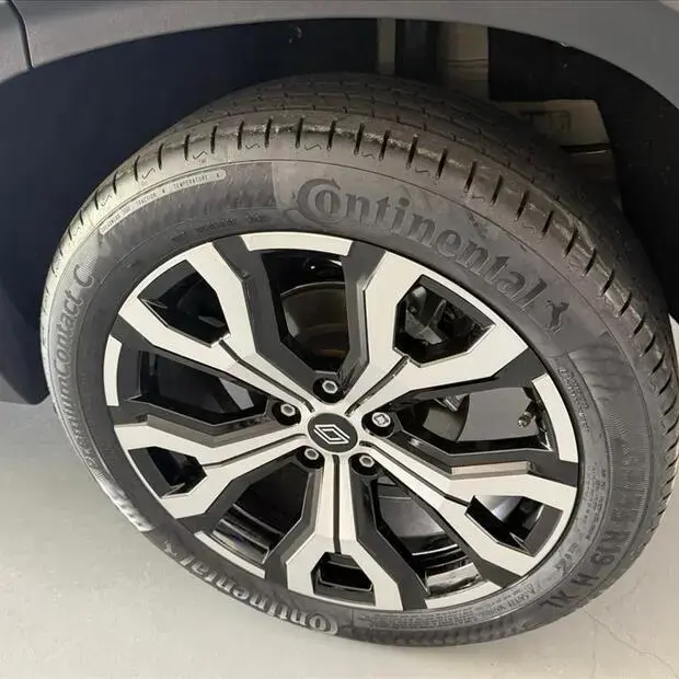 Renault BOREAL 1.3 TCE FLEX ICONIC EDC