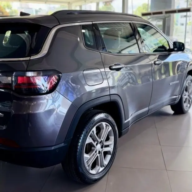 Jeep COMPASS 2.0 TD350 TURBO DIESEL LONGITUDE AT9