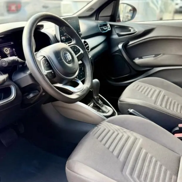 Fiat CRONOS 1.8 E.TORQ FLEX HGT AT6