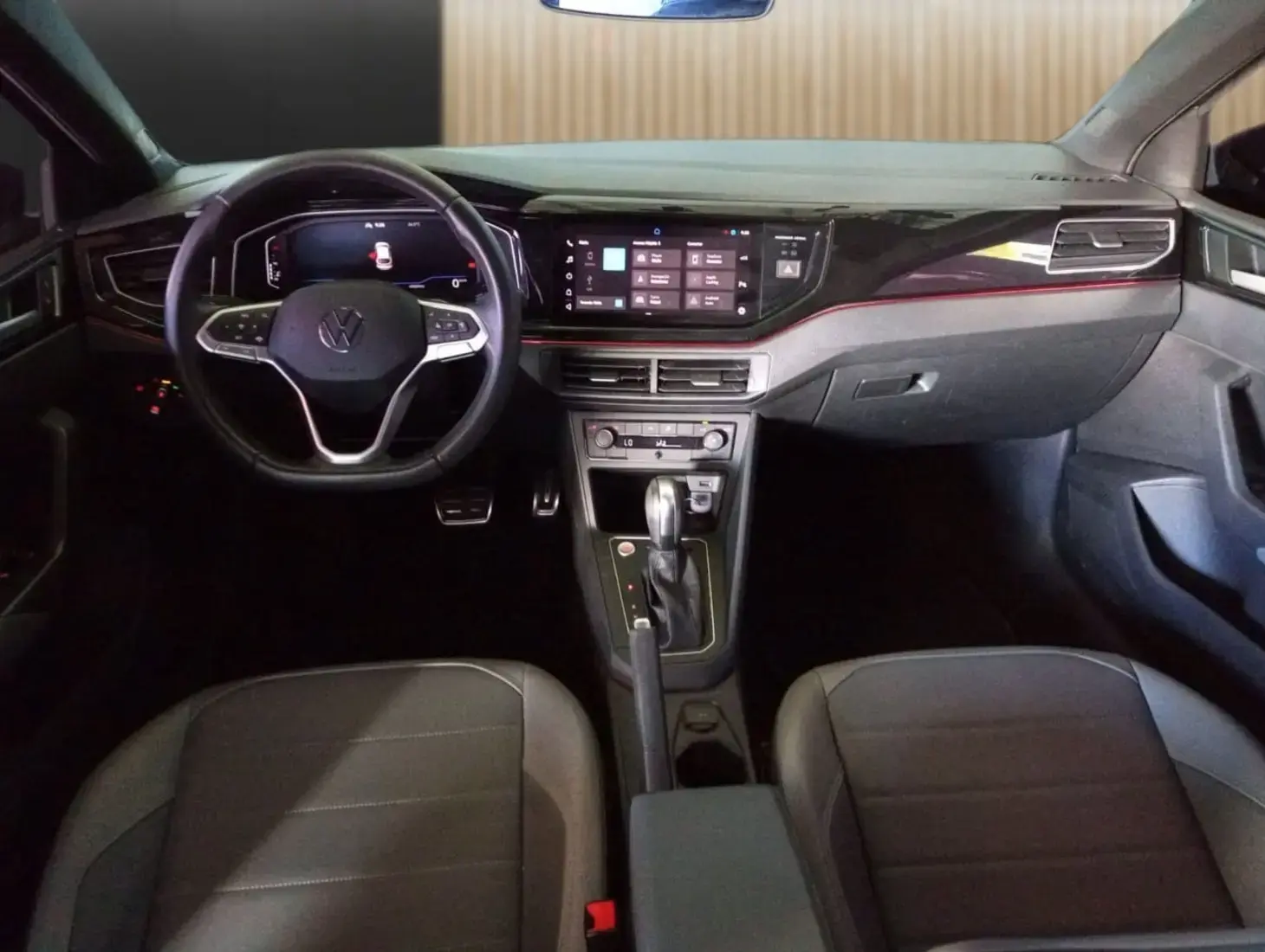 galeria Nivus Highline 1.0 200 TSI Flex Aut.