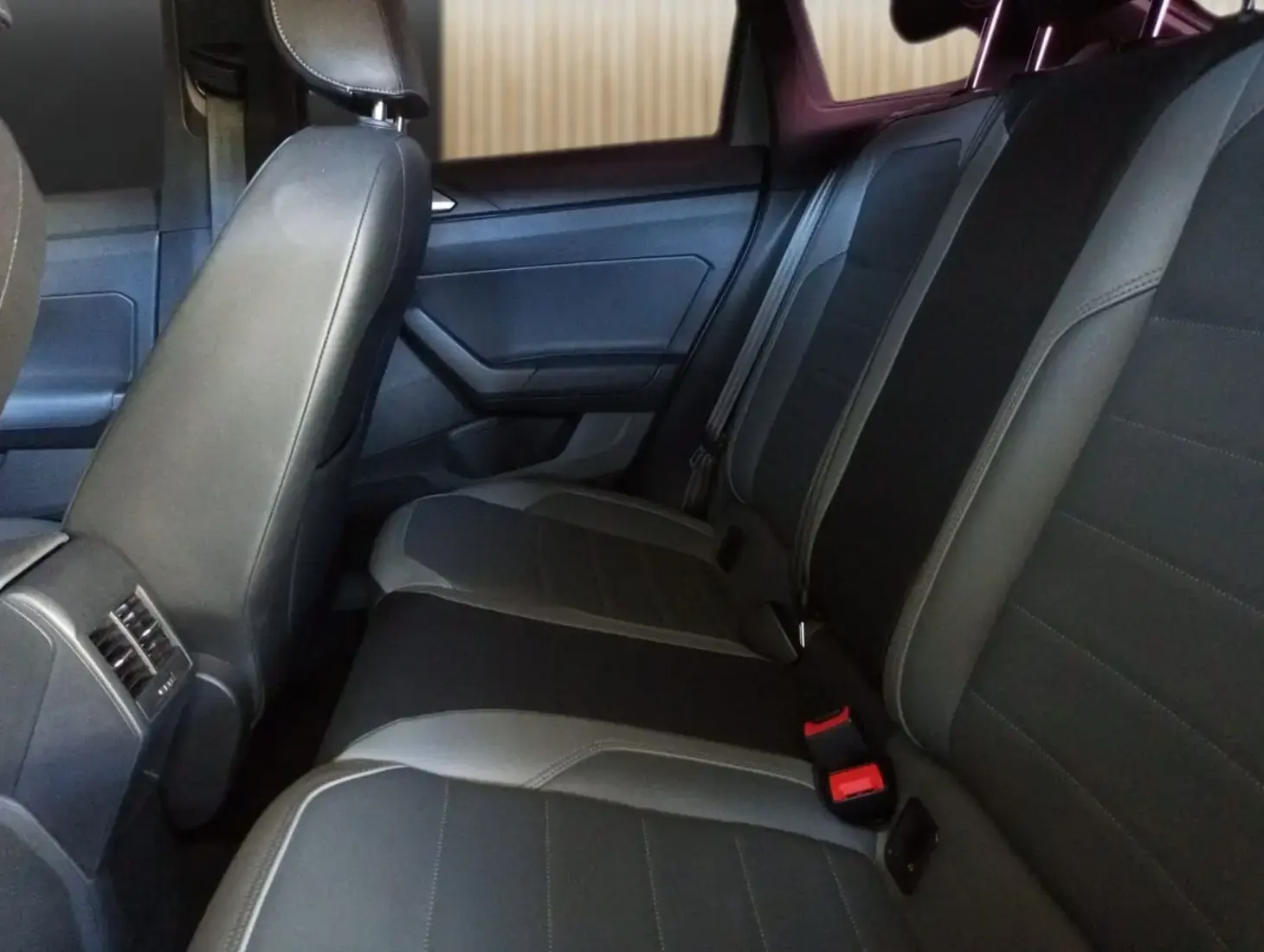 galeria Nivus Highline 1.0 200 TSI Flex Aut.