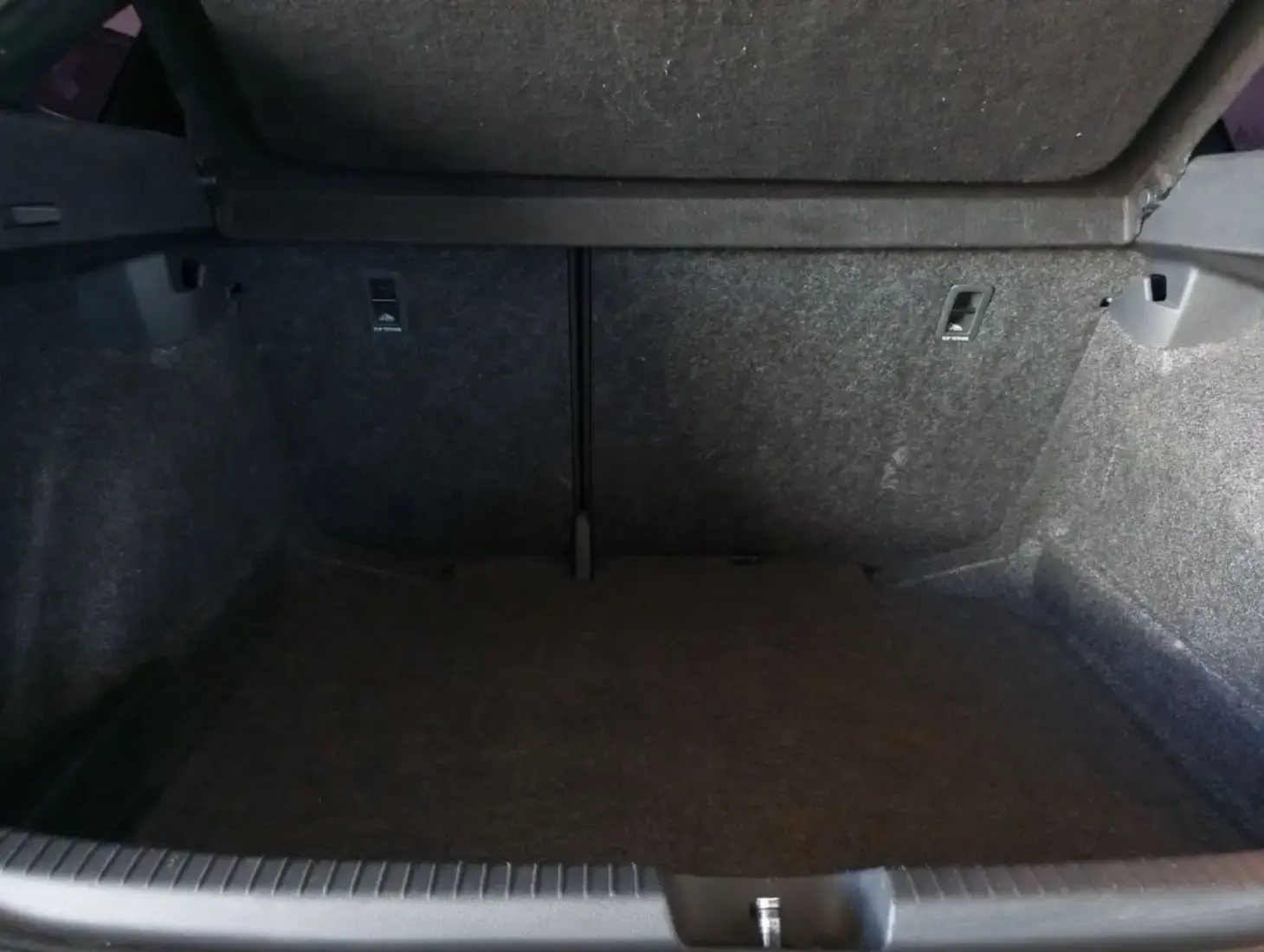 galeria Nivus Highline 1.0 200 TSI Flex Aut.