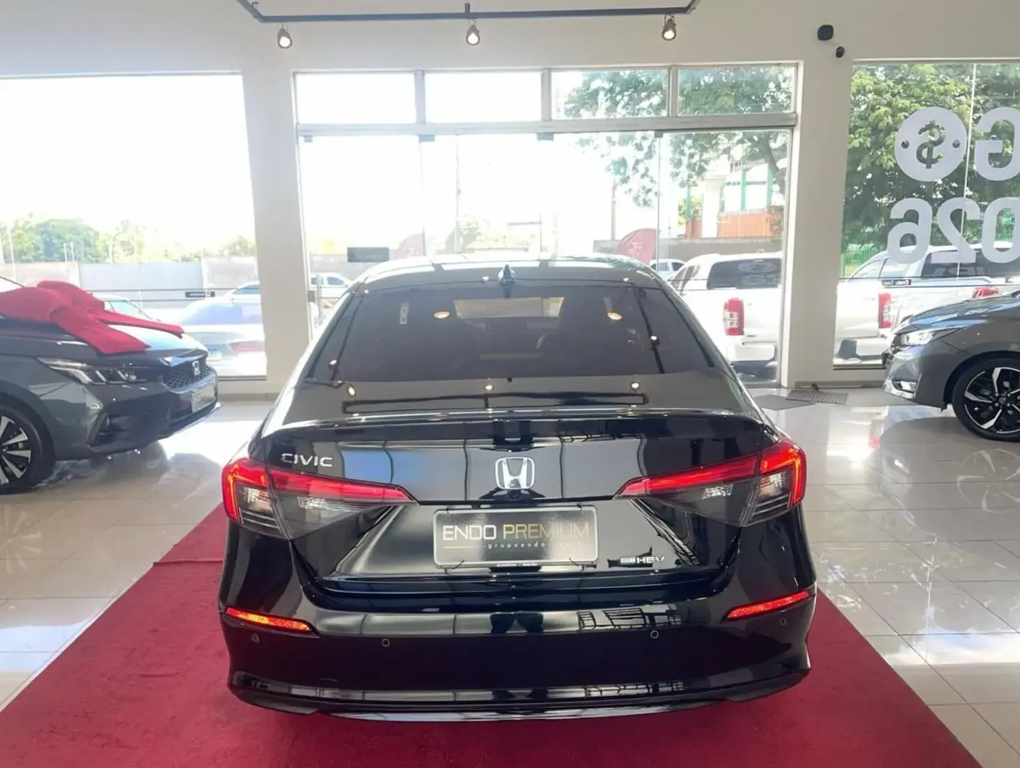 galeria CIVIC SEDAN TOURING 2.0 16V AUT. HÍBRIDO