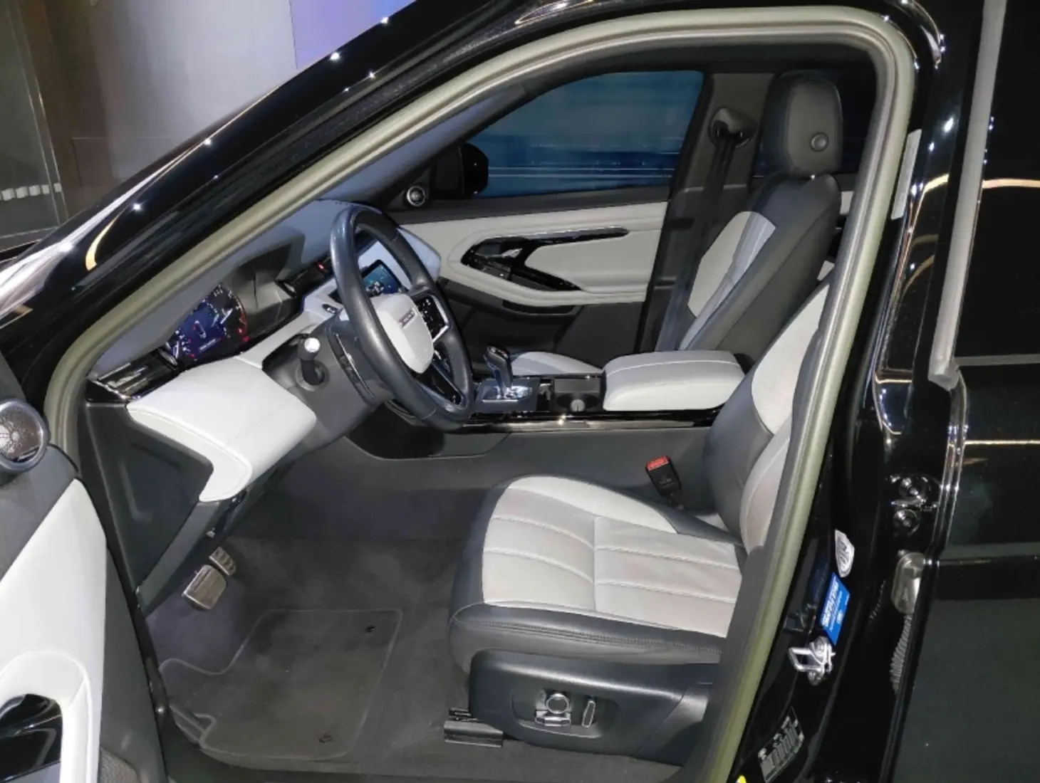 galeria RANGE ROVER EVOQUE