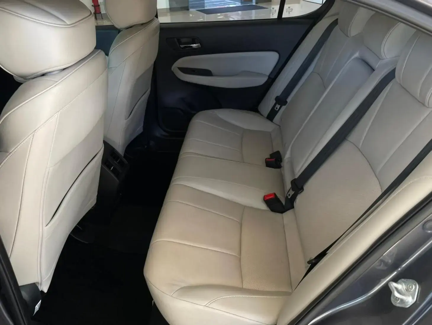 galeria CITY SEDAN TOURING