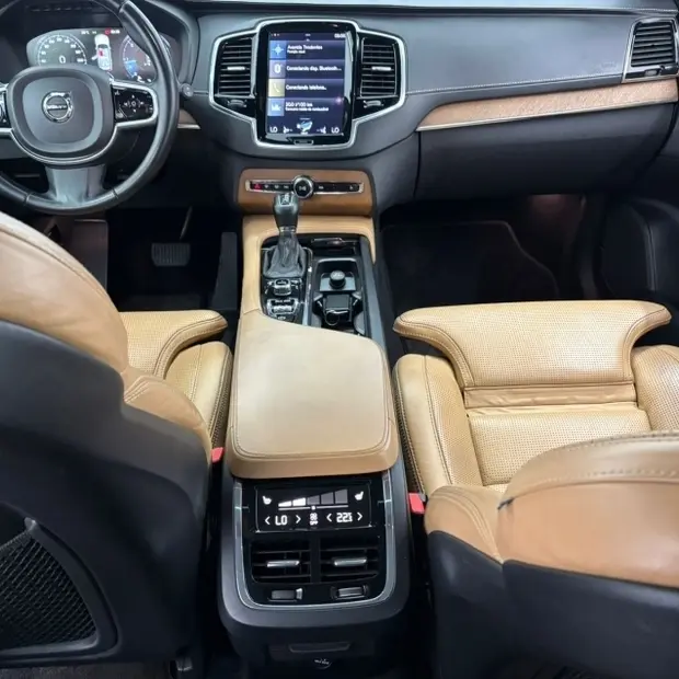 Volvo XC90 2.0 D5 DIESEL INSCRIPTION AWD GEARTRONIC