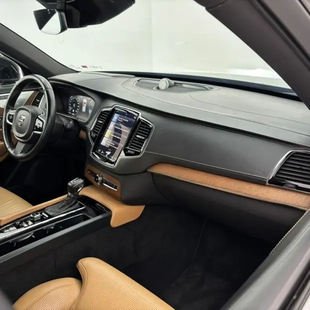 Volvo XC90 2.0 D5 DIESEL INSCRIPTION AWD GEARTRONIC