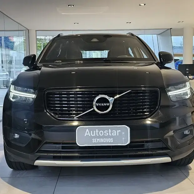 Volvo XC40 R-Design XC40 2.0 T5 R-Design AWD