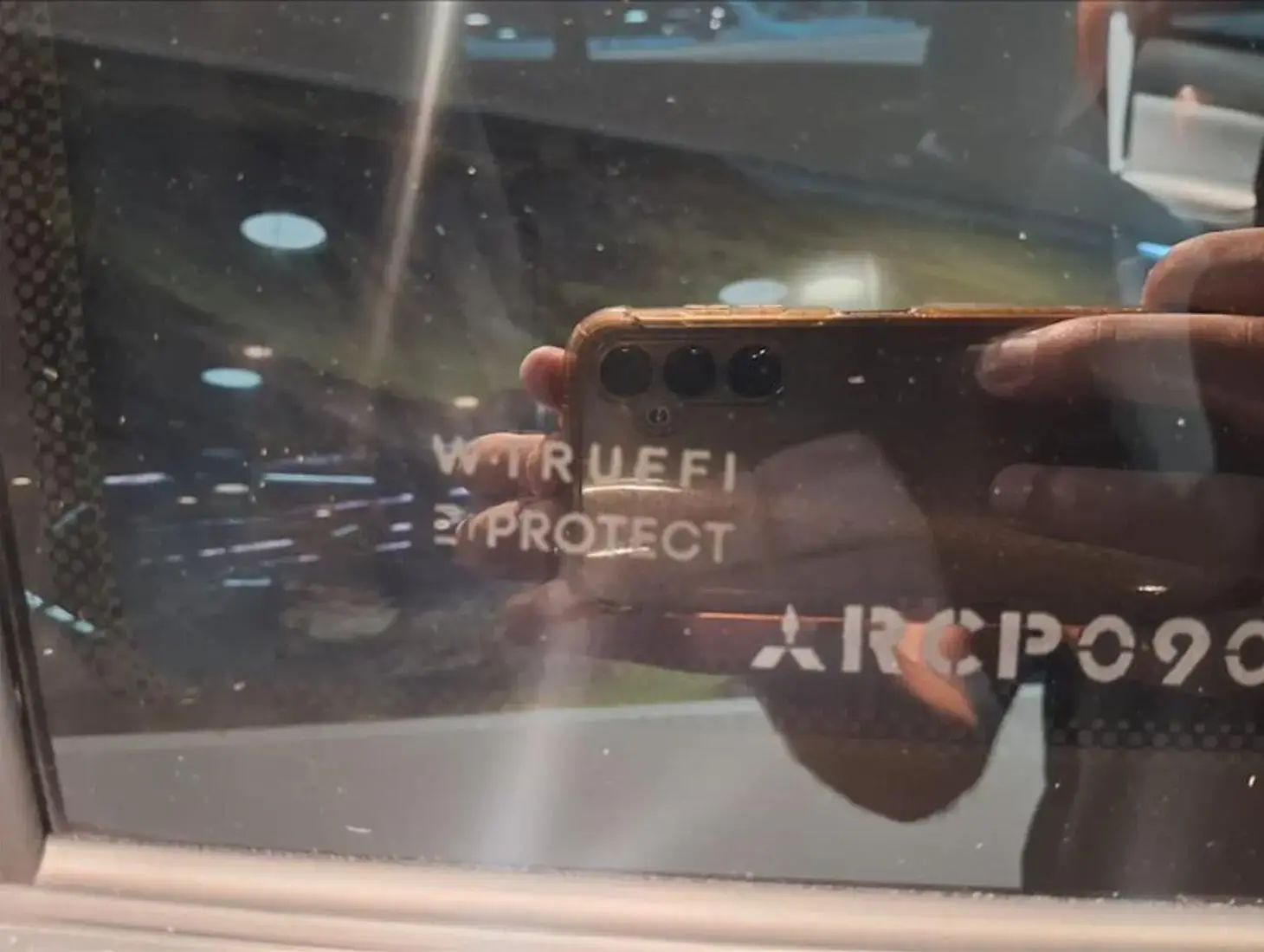 galeria ECLIPSE CROSS