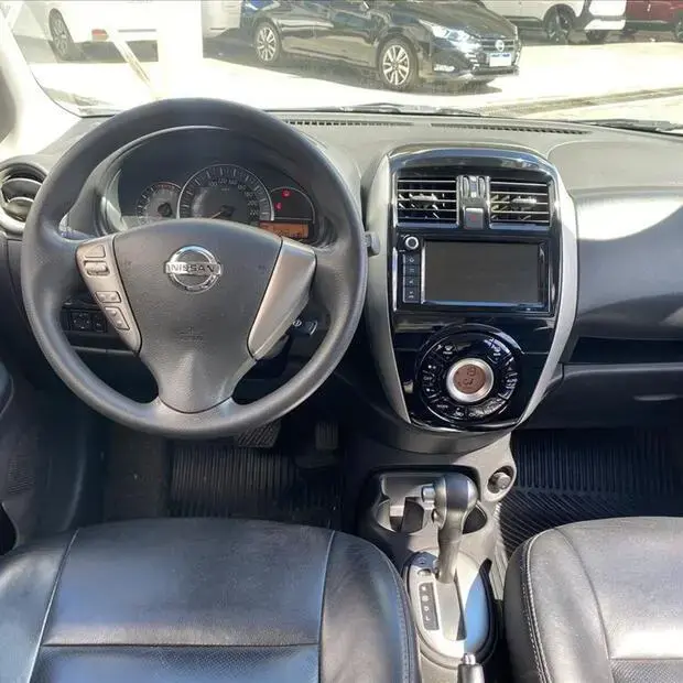 Nissan MARCH 1.6 SL 16V FLEXSTART 4P XTRONIC