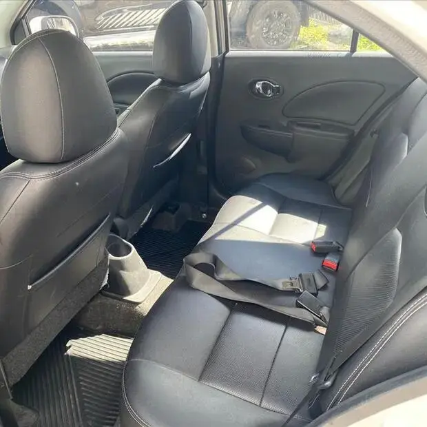 Nissan MARCH 1.6 SL 16V FLEXSTART 4P XTRONIC