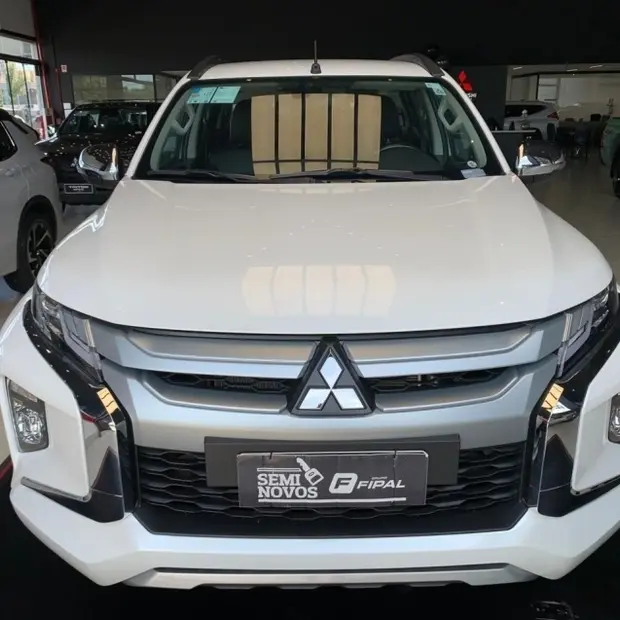 Mitsubishi L200 TRITON 2.4 16V TURBO DIESEL SPORT HPE CD 4P 4X4 AUTOMÁTICO