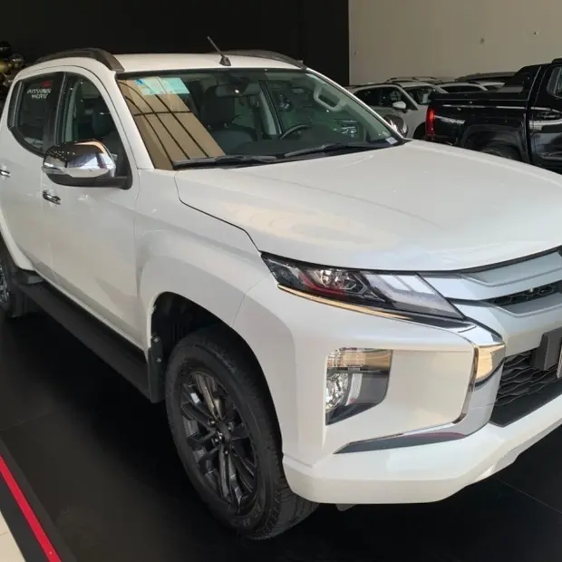 Mitsubishi L200 TRITON 2.4 16V TURBO DIESEL SPORT HPE CD 4P 4X4 AUTOMÁTICO