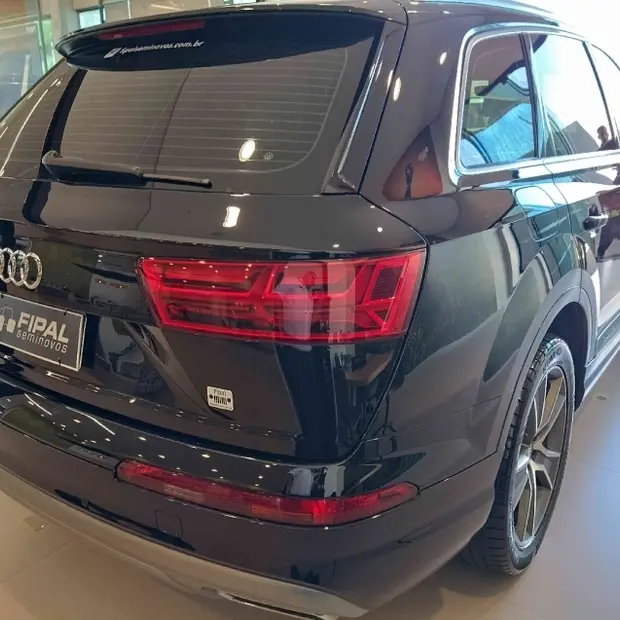 Audi Q7 3.0 V6 TDI DIESEL PERFORMANCE TIPTRONIC