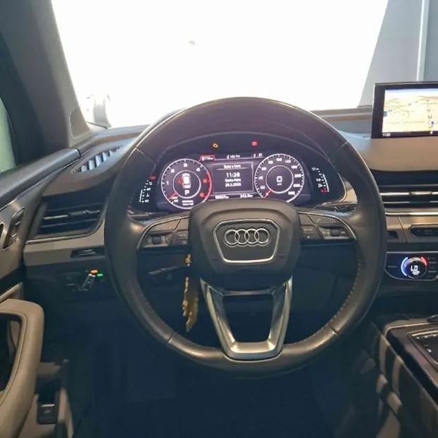 Audi Q7 3.0 V6 TDI DIESEL PERFORMANCE TIPTRONIC