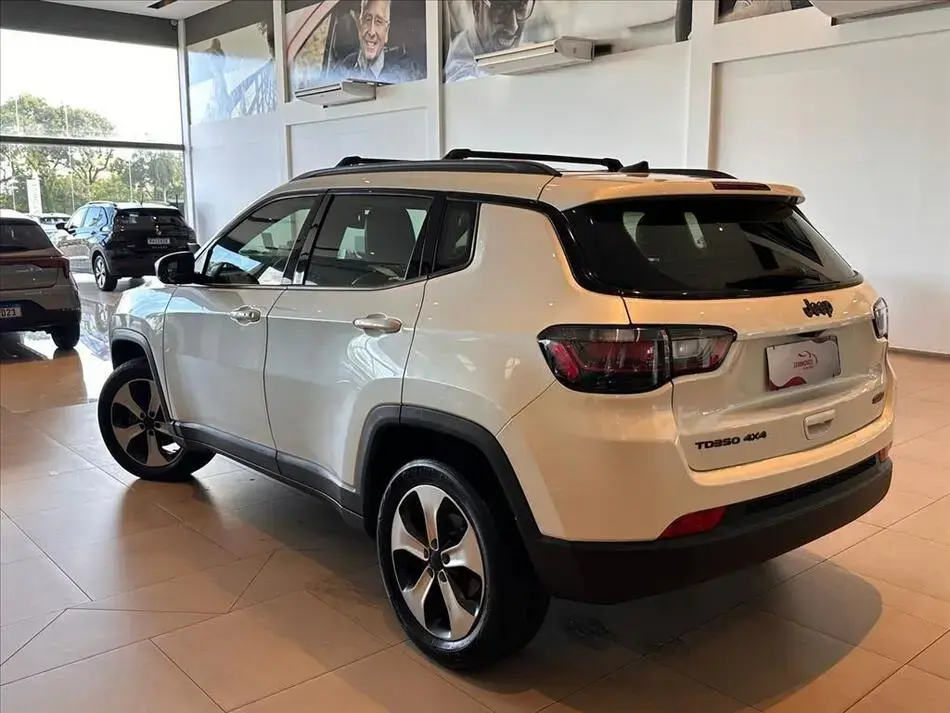 Compass 2.0 Td350 Turbo Diesel Longitude At9 5