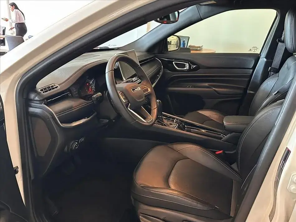 Compass 2.0 Td350 Turbo Diesel Longitude At9 8