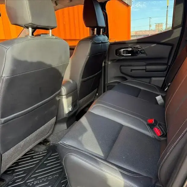 Mitsubishi TRITON 2.4 BITURBO DIESEL CD HPE-S 4X4 AUTOMÁTICO