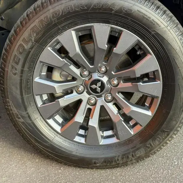 Mitsubishi TRITON 2.4 BITURBO DIESEL CD HPE-S 4X4 AUTOMÁTICO