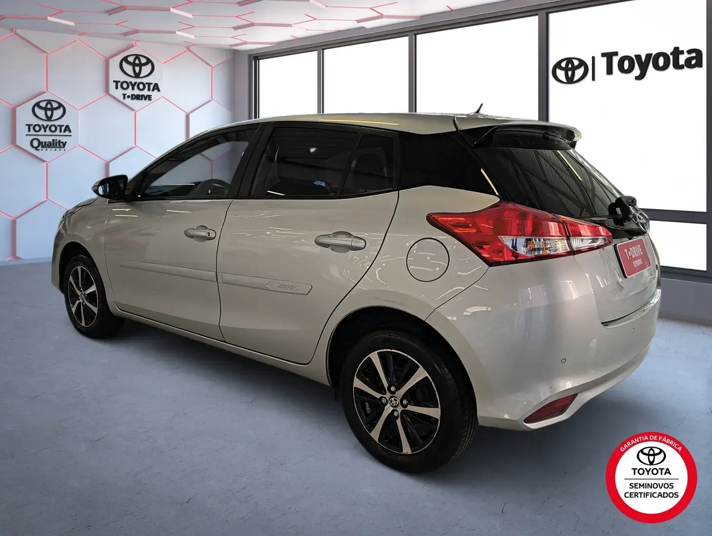 galeria Yaris