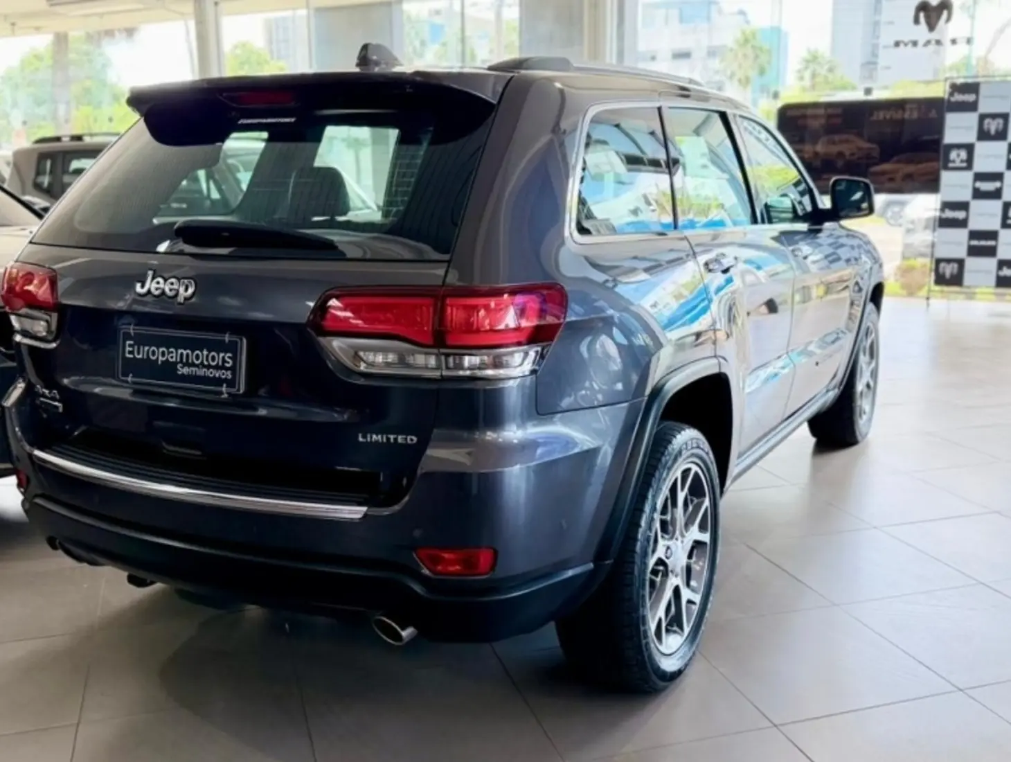 galeria GRAND CHEROKEE