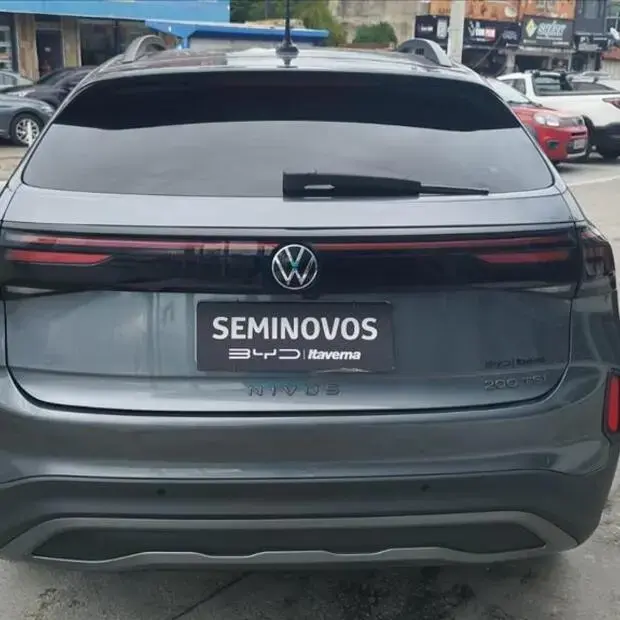 Volkswagen NIVUS 1.0 200 TSI TOTAL FLEX COMFORTLINE AUTOMÁTICO