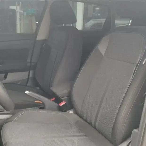 Volkswagen NIVUS 1.0 200 TSI TOTAL FLEX COMFORTLINE AUTOMÁTICO