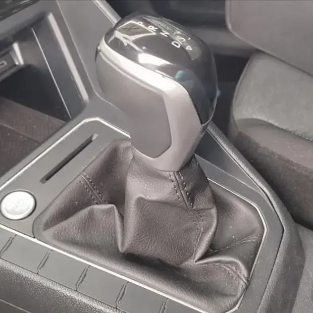 Volkswagen NIVUS 1.0 200 TSI TOTAL FLEX COMFORTLINE AUTOMÁTICO