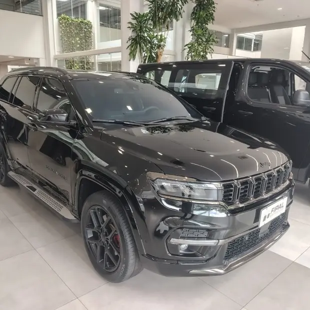 Jeep COMMANDER 2.0 HURRICANE 4 TURBO GASOLINA BLACKHAWK AT9