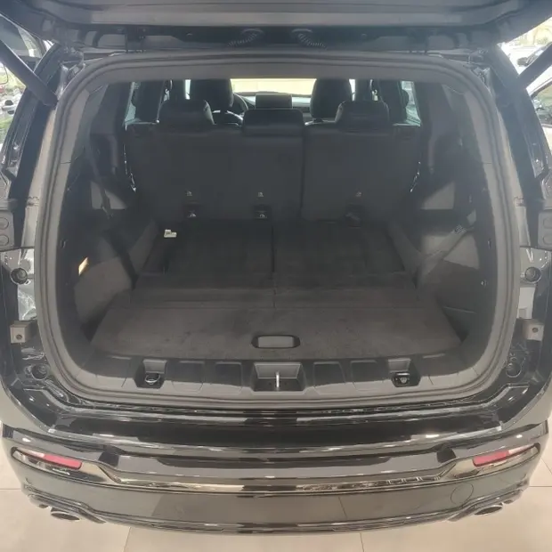 Jeep COMMANDER 2.0 HURRICANE 4 TURBO GASOLINA BLACKHAWK AT9