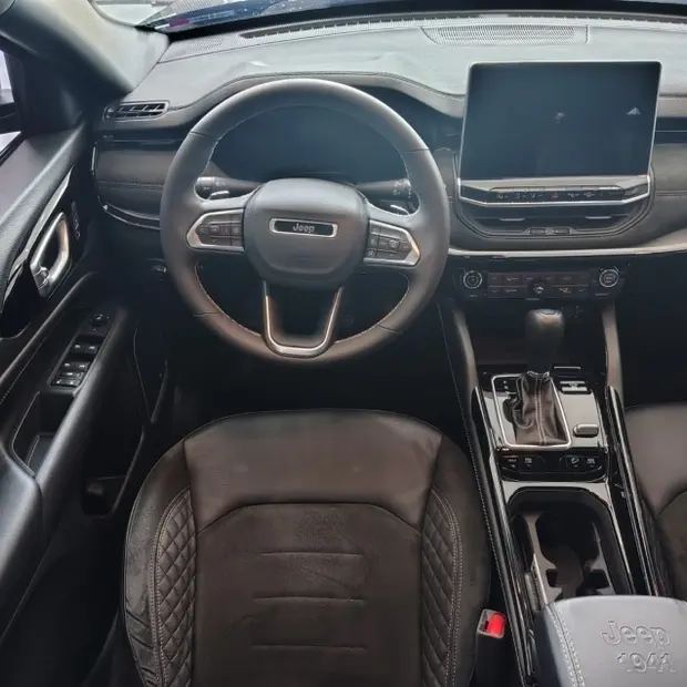 Jeep COMMANDER 2.0 HURRICANE 4 TURBO GASOLINA BLACKHAWK AT9