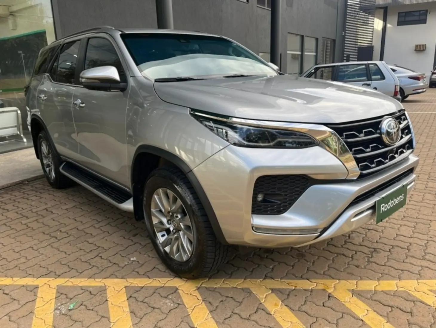 galeria HILUX SW4