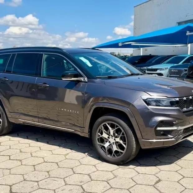 Jeep COMMANDER 2.0 TD380 TURBO DIESEL OVERLAND AT9