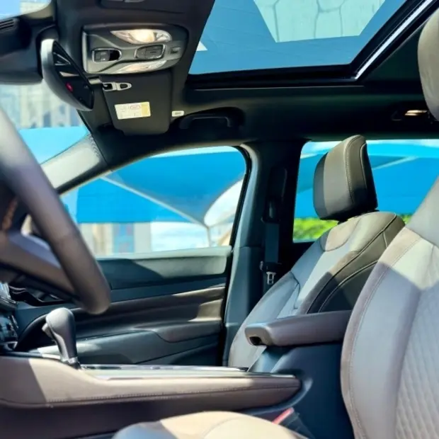 Jeep COMMANDER 1.3 T270 TURBO FLEX OVERLAND AT6