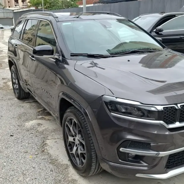 Jeep COMMANDER 2.0 HURRICANE 4 TURBO GASOLINA OVERLAND AT9