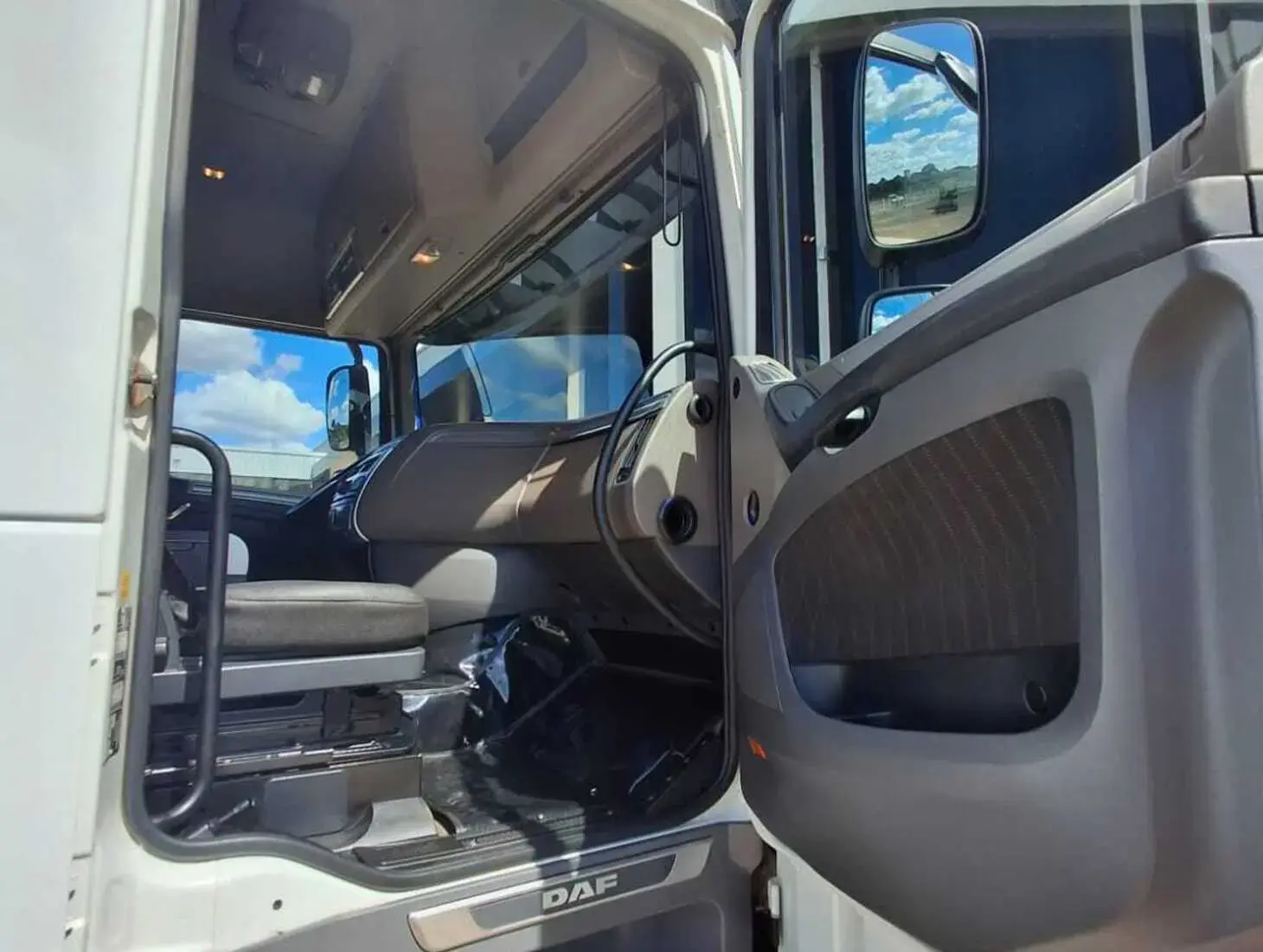 galeria DAF XF FTT 530 6X4 HR - OFF ROAD