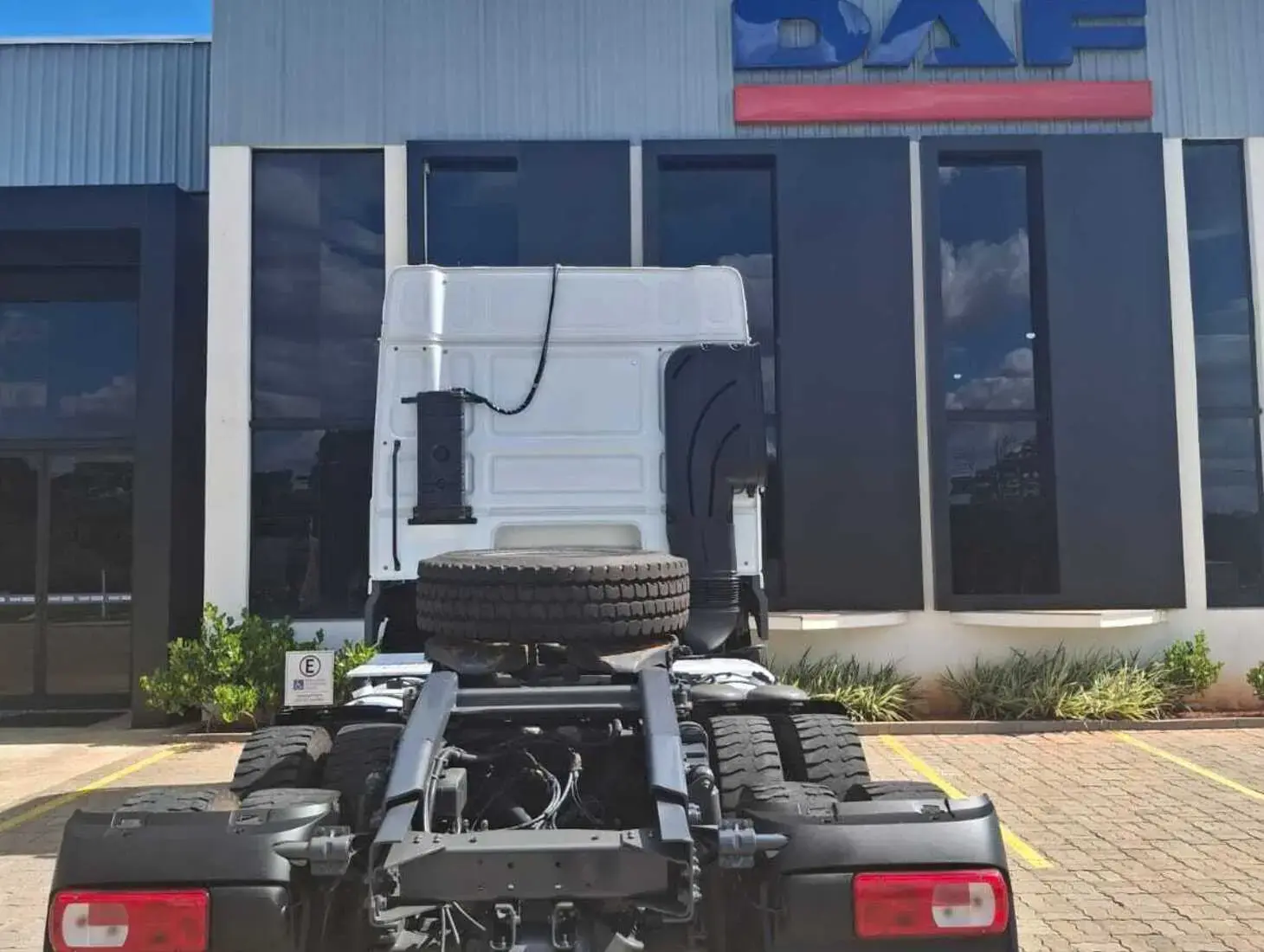 galeria DAF XF FTT 530 6X4 HR - OFF ROAD