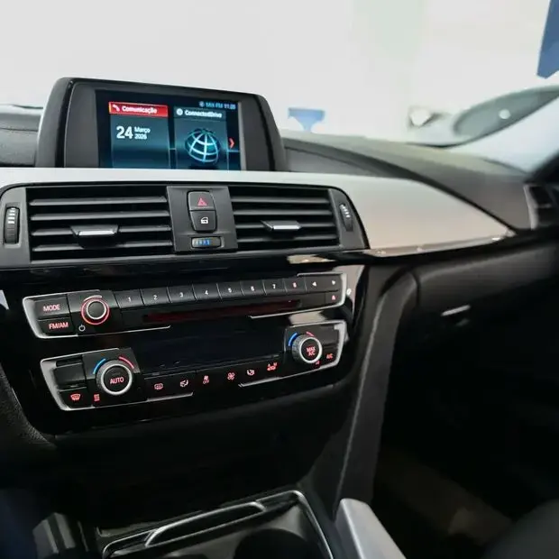 Bmw 320i 320i Sport ActiveFlex